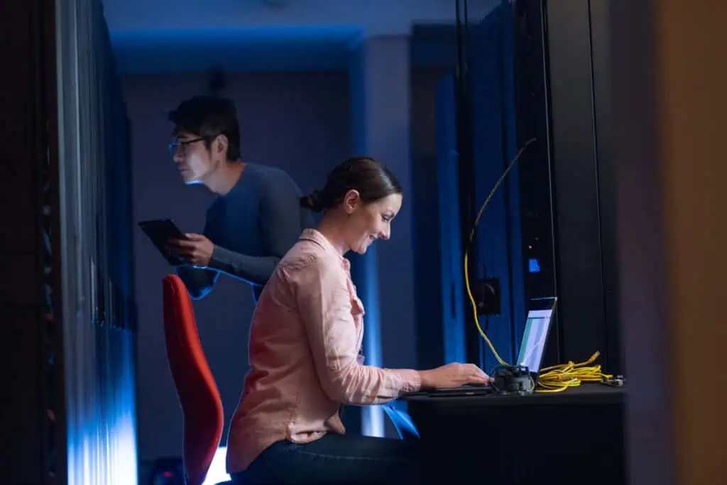 Cloud and Dedicated Servers: What is the Difference and What Should You Choose?